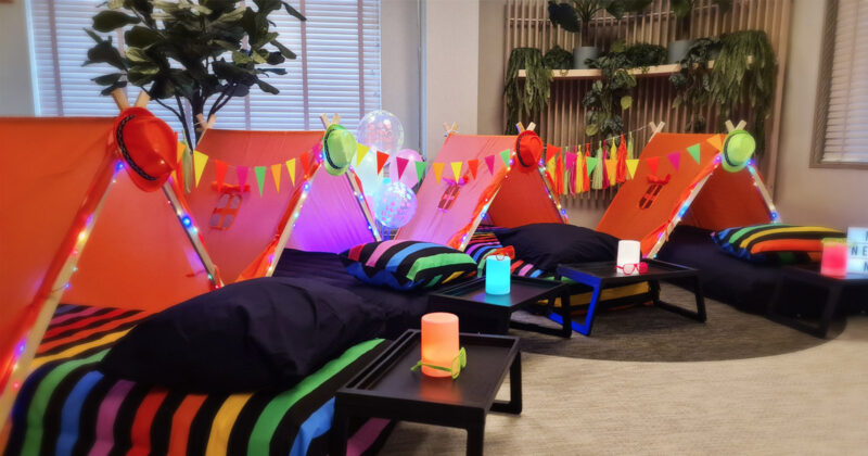 Tipi Slaapfeestje Met Neon Thema Vier Je Kinderfeestje