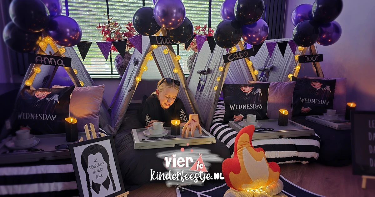 Wednesday tipi tent thema