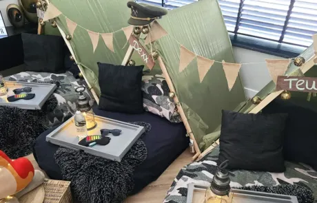 slaapfeestje huren met outland thema